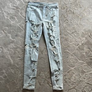 Skinny Jeans with rips